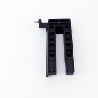 Support d'écran central de voiture en alliage d'aluminium moulé sous pression usiné CNC, support de téléphone de voiture réglable anti-vibration
