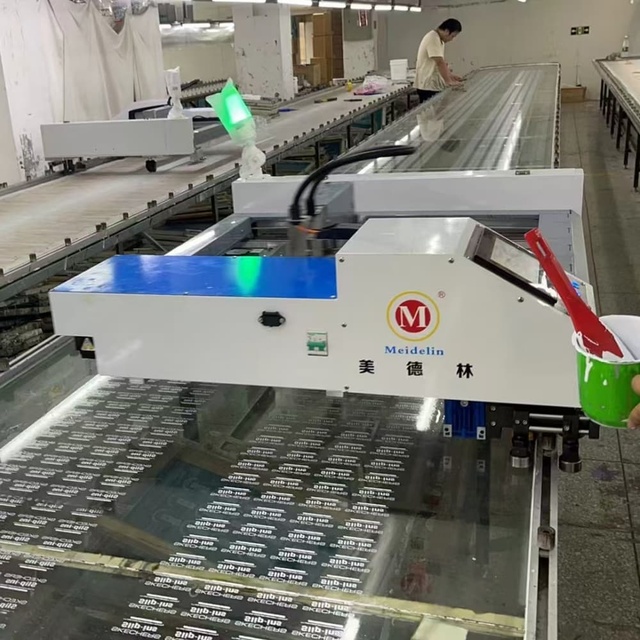 Auto Table Screen Printer with Industrial-Grade PLC Engine Core Motor for Efficient Label & Cloth Printing
