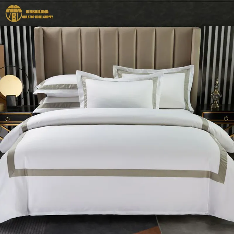 โรงแรมหรูเตียงผ้านวมชุดเครื่องนอนชุดผ้าพันคอผ้าปูที่นอนผ้าฝ้าย Sateen ขนาดคิงไซส์ 300 ด้ายนับผ้าปูที่นอนผ้าฝ้าย