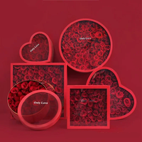 Best-seller Heart Box Color Box Boîte à fleurs avec animal de compagnie peut être personnalisé Logo Les couleurs et les tailles conviennent à l'emballage de cadeaux.