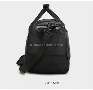 Échantillon Gratuit : Sac de Sport Imperméable Personnalisable avec Logo, Sac de Voyage Rembourré, Sac de Week-end Uni, Sac de Gym - Product Image 5