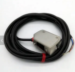 Capteur laser CMOS LR-ZB240CB d'origine, montage fileté M18, type de connecteur M12 - Product Image 4