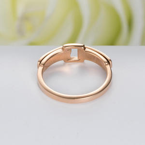 Neues Design Mode Damen Rosé<span class=keywords><strong>gold</strong></span> Verstellbarer Schmuck Gürtelschnalle Schwarz Weiß Muschel Edelstahl Ringe für Männer und Frauen - Product Image 3