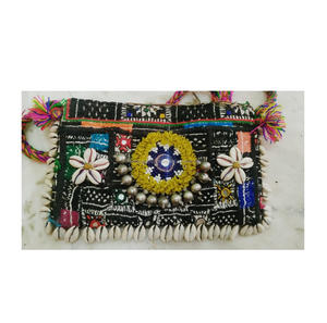 Jaipur Boutique en ligne Boho Banjara Pochette Tissu Sacs de soirée Élégant et tendance - Product Image 4