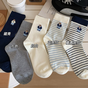 ถุงเท้าลายการ์ตูนหมีสำหรับผู้หญิง ถุงเท้าข้อกลางลายทาง ระบายอากาศ ซับเหงื่อ สไตล์เกาหลี น่ารัก แบบนักศึกษา - Product Image 3