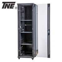 Armoire réseau SPCC à haute capacité de charge 1000 kg avec porte en verre trempé, rack de serveur sur pied, serrures, capacité 12U-47U, en stock