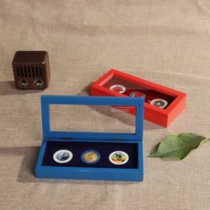 Porte-monnaie en bois boîte de rangement de pièces de monnaie affichage en bois acrylique couvercle transparent charnière rouge bleu blanc chocolat Carton fait à la main Laser Logo - Product Image 4