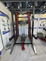 Équipement de fitness directement de l'usine : Machine Smith multifonctionnelle pour la maison et les salles de sport commerciales
