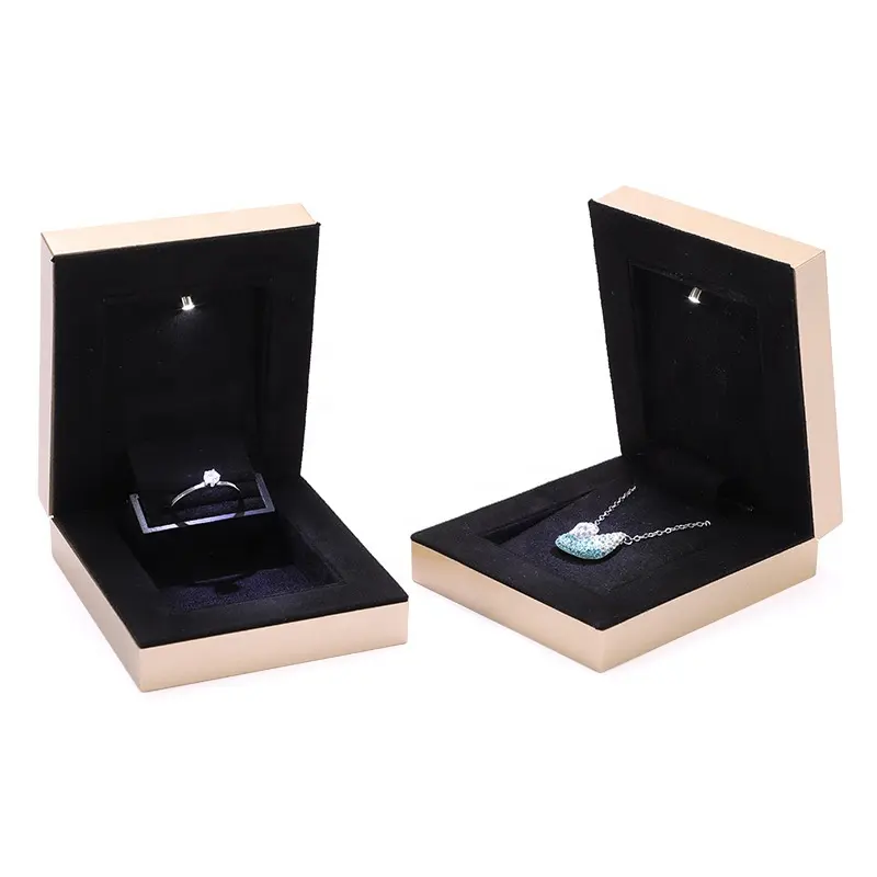 Customized high quality LED lighting magnetic big necklace big jewelry box with light