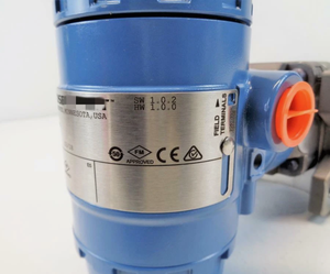 Transmetteur de pression absolue Rosmount 2051 pour la mesure du niveau de débit dans les zones dangereuses, certifié IP67/IP68, certifié SIL 2/3 - Product Image 2
