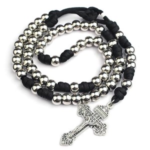 <span class=keywords><strong>Rosario</strong></span> <span class=keywords><strong>da</strong></span> <span class=keywords><strong>uomo</strong></span> in paracord resistente con perline lucide placcate in rodio <span class=keywords><strong>da</strong></span> 10 mm - Product Image 5