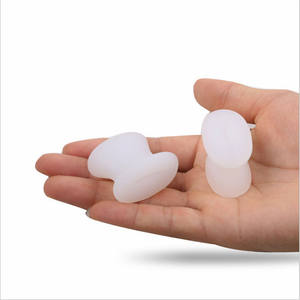 Séparateur d'orteils invisible confortable et doux pour hommes et femmes pour minimiser la friction <span class=keywords><strong>avec</strong></span> les chaussures - Product Image 4