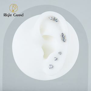 In titanio interno filettato Baguette CZ Cluster Labret bottone Trapezoid Tragus Monroe Helix Cartilage lobo orecchio Piercing Top - Product Image 4