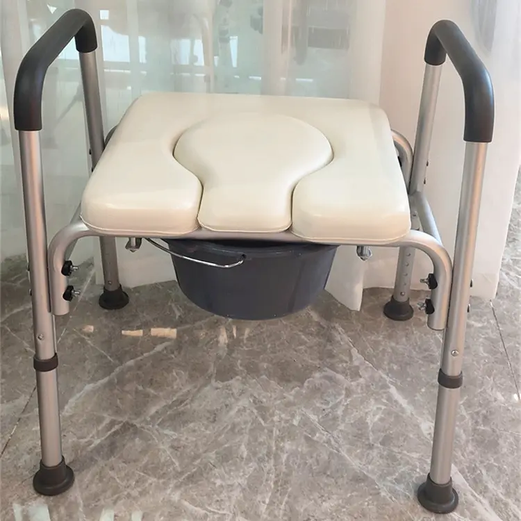 MSMT acolchoado cabeceira Commode cadeira com balde removível para Senior Drop Arm Commode assento para WC com encosto