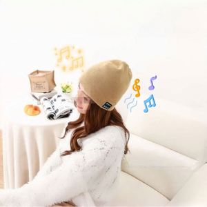 Bonnet d'hiver Bluetooth chaud et tendance pour hommes et femmes, 22*20*2cm, idéal pour l'ASMR, l'écoute de musique et les chansons apaisantes - Product Image 2