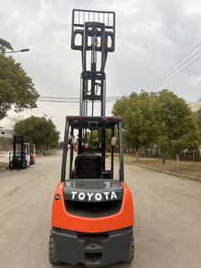 Gebrauchter Original Toyota Gabelstapler 3 Tonnen 3,5 Tonnen Diesel-Gabelstapler mit 3 Masten - Product Image 3