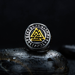 도매 레트로 바이킹 오딘 삼각형 반지 망 보석 액세서리 스테인레스 스틸 켈트 매듭 Triquetra 반지 - Product Image 2
