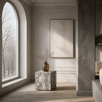 Table d'appoint en marbre blanc Arabescato naturel de luxe italien, finition polie brillante, forme cube, bloc de pierre pour villa