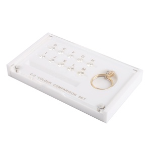 Juego <span class=keywords><strong>de</strong></span> Piedras Maestras GemTrue, Juego <span class=keywords><strong>de</strong></span> Comparación <span class=keywords><strong>de</strong></span> Color CZ, Rango <span class=keywords><strong>de</strong></span> Color <span class=keywords><strong>de</strong></span> D a M con Soportes para Anillos para la Evaluación <span class=keywords><strong>de</strong></span> Diamantes y Piedras Preciosas - Product Image 2