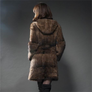 <span class=keywords><strong>Cappotto</strong></span> Lungo in Vera Pelliccia <span class=keywords><strong>di</strong></span> <span class=keywords><strong>Visone</strong></span> Lavorata a Maglia <span class=keywords><strong>con</strong></span> <span class=keywords><strong>Cappuccio</strong></span> per Donna - Product Image 3