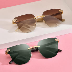 <span class=keywords><strong>2023</strong></span> diamant corne de <span class=keywords><strong>taureau</strong></span> naturellement sans monture lunettes en vrac vert sans monture lunettes de soleil en gros prix compétitif lentille en nylon lunettes de soleil - Product Image 2