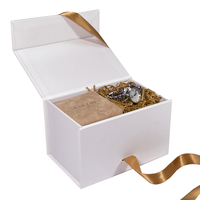Boîte de papier magnétique rigide mate boîte de papier cadeau boîte d'emballage pour montre emballage affichage stockage avec remplissage raphia déchiqueté