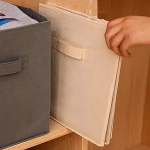아마존 패브릭 스토리지 큐브에서 뜨거운 판매 큐브 큐브 장난감 상자 식료품 저장실 정리를위한 접이식 부직포 보관함