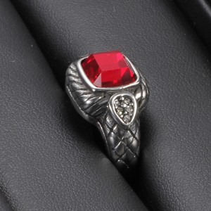 Anillo de hombre con diseño de serpiente, bisel de cristal rojo, acero inoxidable, joyería de moda, regalo - Product Image 2