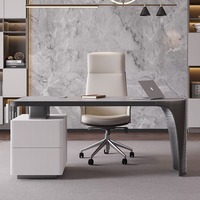 Bureau d'ordinateur de maison blanc avec tiroir et dessus en marbre moderne et léger de luxe, bureau et chaise de direction avec avocat