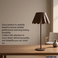 Lampe de table LED rechargeable en métal, commande tactile, sans fil, abat-jour festonné, lampe de chevet/bureau