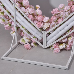 Arco di fiori artificiali con arco di nozze 8x8 arco di fiori rosa a forma di <span class=keywords><strong>cuore</strong></span> supporto arco circolare sfondo proposta di matrimonio - Product Image 5