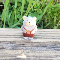 Ornement de bureau en bois de bouleau sculpté en forme de petit ours, mignon dessin animé, fabriqué en Chine, cadeau original, poupée en bois pour voiture, convient aux garçons