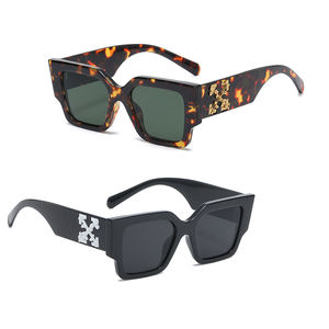 UV400 シェードグラス レディースグラス ブランド名 アウトドア日よけ ファッションスクエアサングラス、ユニセックスシックサングラス - Product Image 1