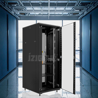 Meilleures ventes : Rack de serveur 42U en acier laminé à froid noir avec porte frontale en verre trempé, charge statique de 1000 kg, en stock pour utilisation en centre de données