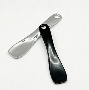 Cuchara de aleación de zinc para masaje facial y crema para ojos - Herramienta metálica bicolor para el cuidado de la piel, adecuada para aplicar crema para ojos y mezclar esencias. - Product Image 1