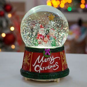 100mm LED noël pain d'épice maison <span class=keywords><strong>boule</strong></span> à <span class=keywords><strong>neige</strong></span> résine artisanat décoration <span class=keywords><strong>de</strong></span> la maison avec lumière musicale eau <span class=keywords><strong>boule</strong></span> <span class=keywords><strong>de</strong></span> <span class=keywords><strong>neige</strong></span> - Product Image 1