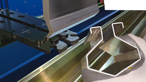 Presse plieuse CNC hydraulique entièrement automatique 300T 3200mm avec système de commande <span class=keywords><strong>DELEM</strong></span> <span class=keywords><strong>DA58T</strong></span> 2D et moteur principal servo Delta en aluminium - Product Image 6