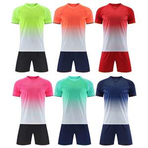 مجموعة جيرسي لكرة القدم للرجال من البوليستر مسامية حسب الطلب من تايلاند من من من ملابس كرة القدم للأولاد - Product Image 3