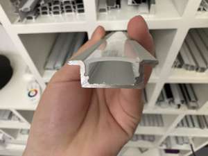 Profilo in alluminio da incasso a LED sotto la luce di striscia lineare dell'armadio per la luce del profilo del ripiano del bancone della vetrina dell'armadio - Product Image 3