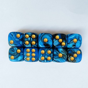 Ensemble de 10 <span class=keywords><strong>dés</strong></span> de mahjong polyédriques en acrylique avec <span class=keywords><strong>dés</strong></span> <span class=keywords><strong>à</strong></span> six <span class=keywords><strong>faces</strong></span>, sac <span class=keywords><strong>à</strong></span> <span class=keywords><strong>dés</strong></span>, design ciel étoilé - Durable et écologique - Product Image 4