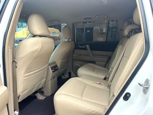 Auto Usado 2012, 3.5l Automático, Asientos de Cuero, Llantas R17, Portaequipajes Metálico, Tracción en las Cuatro Ruedas, 7 Plazas, Año del Modelo 2012 - Product Image 3