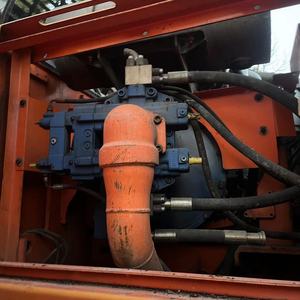 รถขุดไฮดรอลิกตีนตะขาบ Doosan DH420 ของแท้จากเกาหลีใต้ ขนาด 42 ตัน รุ่นปี 2022 กำลัง 210 กิโลวัตต์ บุ้งกี๋ 2 เมตร พร้อมเครื่องยนต์และปั๊ม มือสอง - Product Image 5