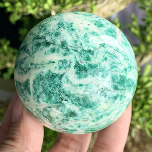 Wholesale Natural Qinghai Jade Sphere Polished Green Hydrogrossular <b>Crystal</b> <b>Ball</b> for Healing Home Decoration - Product Image 4