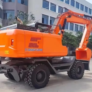Excavadora de Ruedas CDM6210W con Repuestos - Product Image 2