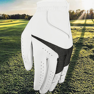 Gants de golf ultra-doux pour droitiers, en peau de mouton de qualité supérieure, respirants, avec technologie antidérapante et personnalisation de la marque - Product Image 3