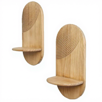 Étagère murale flottante moderne en bois cintrée à texture côtelée pour salon, chambre et rangement décoratif