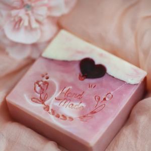 Etiqueta privada prensado en frío cuerpo barra jabones de belleza bebé personalizado Yoni acné natural orgánico proceso en frío jabones de belleza - Product Image 4