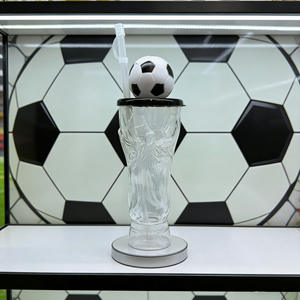 Botella de Agua de Plástico Personalizada al por Mayor con Forma de Trofeo de 500 ml, Vaso de Cerveza con Forma de Balón de Fútbol, Evento Deportivo 2026 Estados Unidos, Canadá, México - Product Image 3