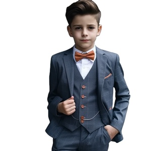 Costume trois pièces élégant pour garçons : veste, pantalon et <span class=keywords><strong>gilet</strong></span> – Idéal pour mariage - Product Image 1