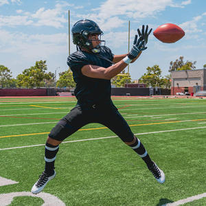 Conjunto de Uniforme de Fútbol Americano, Precio de Fábrica, Diseño Personalizado, Pantalones Cortos de Malla, Uniforme Transpirable 100% Poliéster, Impresión Personalizada para Equipos - Product Image 5